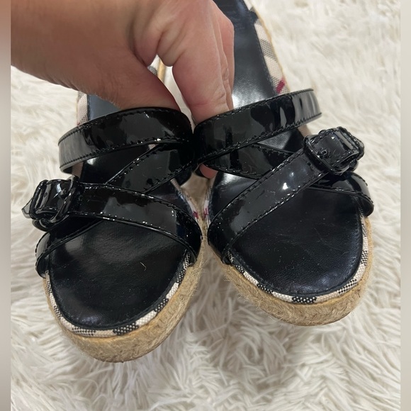 BURBERRY: Black Patent Leather & "Nova Check"
Espadrille - size 37 US size 7 - Picture 6 of 11